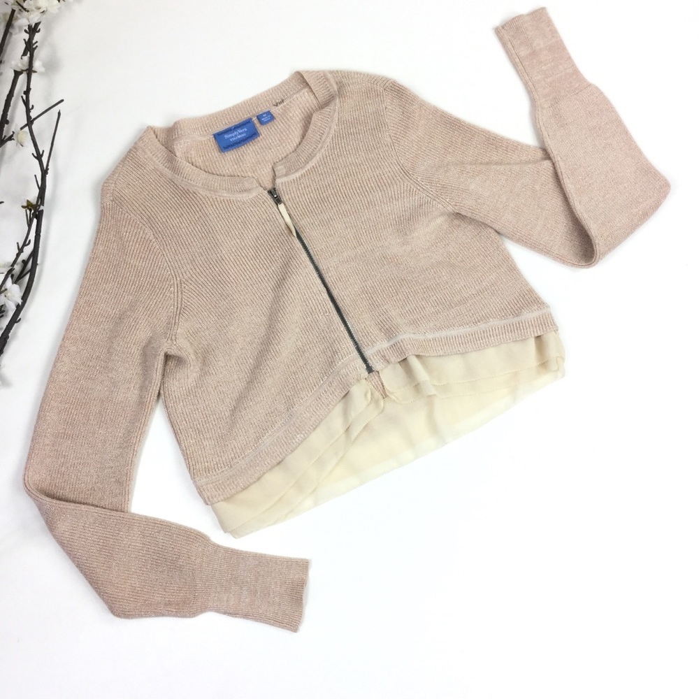 Vera Wang Pink Beige Gold Shimmer Cropped Sweater.